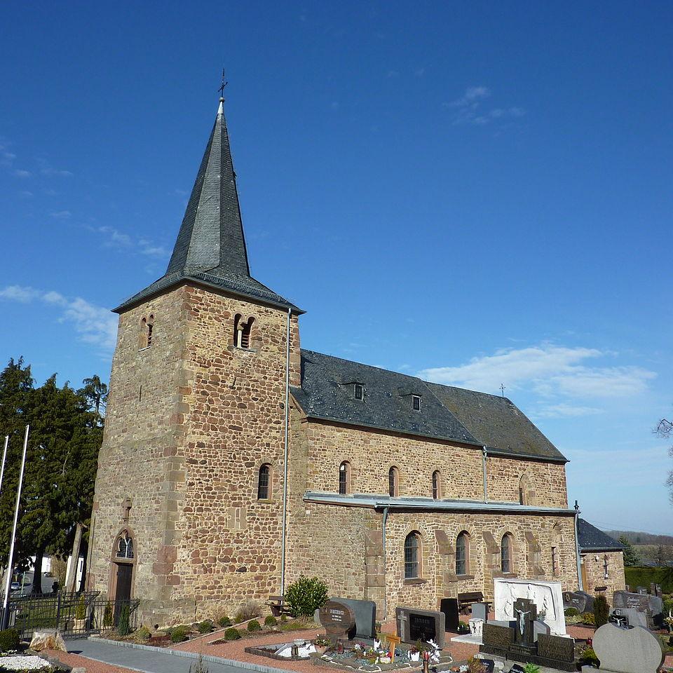 Dank an Frau Hedwig Junior (c) Von Chris06 - Eigenes Werk, CC-BY-SA 4.0, https://commons.wikimedia.org/w/index.php?curid=38659641